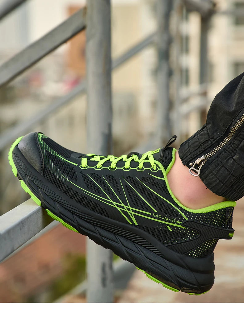 Lightweight Steel toe Shoes Work Sneakers Safety Shoes Men Anti-smash Anti puncture Indestructible shoes Security Breathable